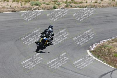 media/Apr-20-2025-AHRMA (Sun) [[393a79c373]]/Race/Group 5/Turn 4b/